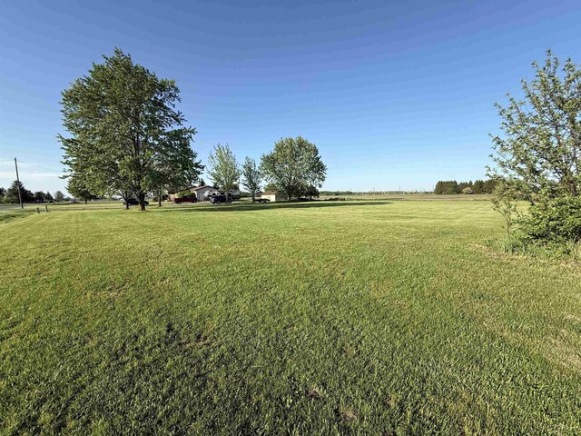 1550 N Hemlock Rd, Hemlock, MI 48628