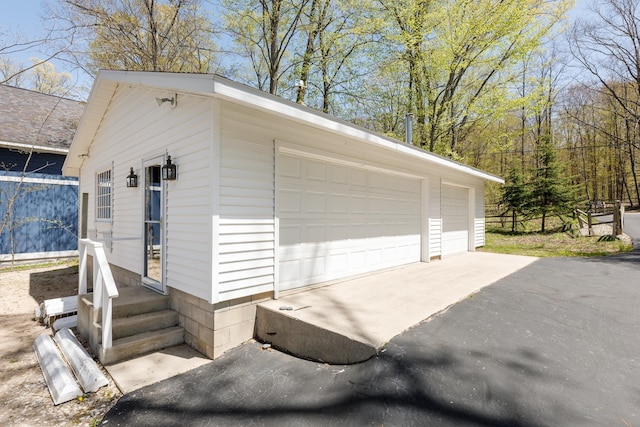 8432 S Dunns Farm Rd, Maple City, MI 49664 - view of detached garage