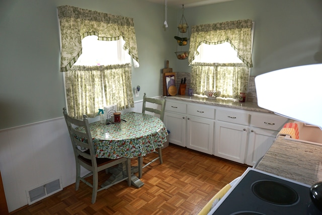 20727 Carlysle St, Dearborn, MI 48124 - dining area with a wainscoted wall