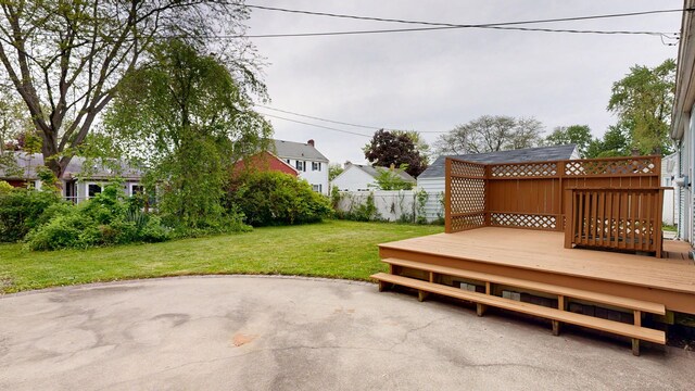 6 Congress Ct Unit D, Saginaw, MI 48602 - view of yard featuring a patio area and a wooden deck