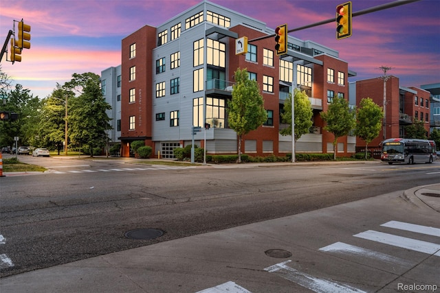 100 N Center St Unit 404, Royal Oak, MI 48067 - view of property