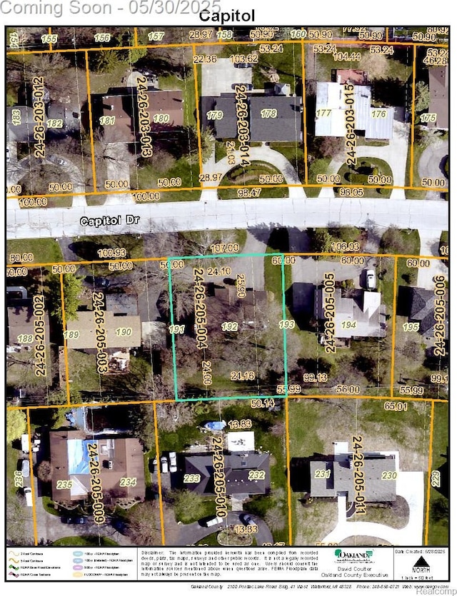 18851 Capitol Dr, Southfield, MI 48075 - aerial map of property and surrounding area