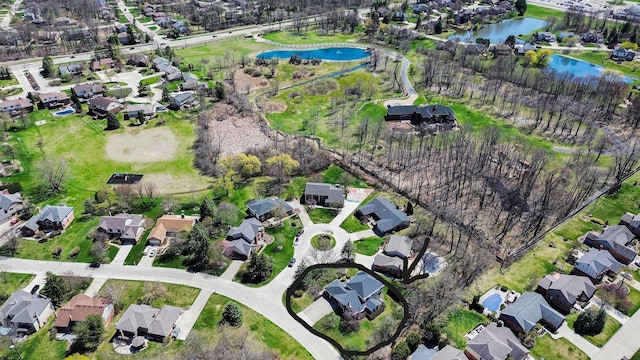 3331 Salem Ct, Rochester Hills, MI 48306 - aerial view of property's location featuring a large body of water and nearby suburban area