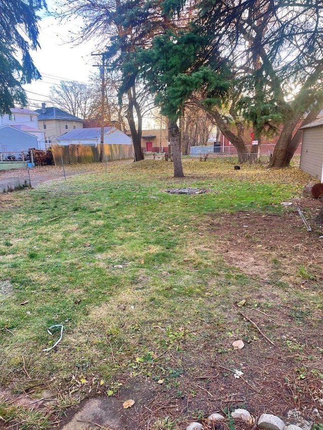 4057 High St, Ecorse, MI 48229 - view of yard