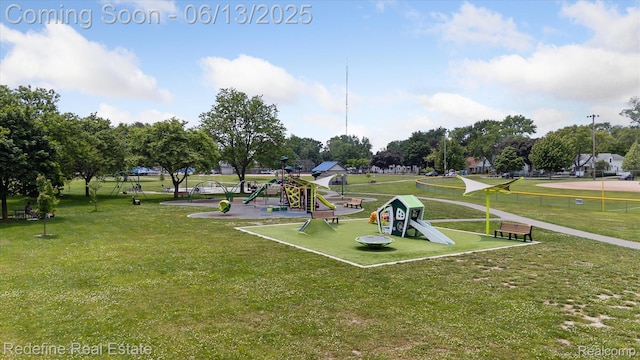 1976 Bacon Ave, Berkley, MI 48072 - view of community with a lawn