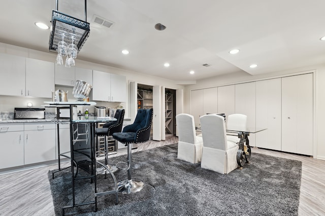 4749 Tara, West Bloomfield, MI 48323 - dining room featuring light wood-type flooring and recessed lighting