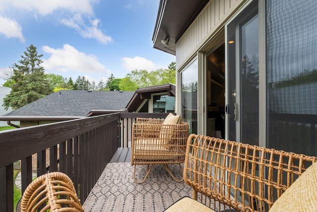 4749 Tara, West Bloomfield, MI 48323 - view of balcony