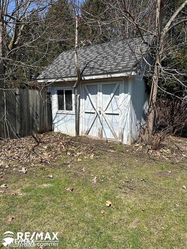1208 Turrill Rd, Lapeer, MI 48446 - view of shed