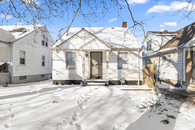 7285 Mansfield St, Detroit, MI 48228 - view of front facade featuring a chimney