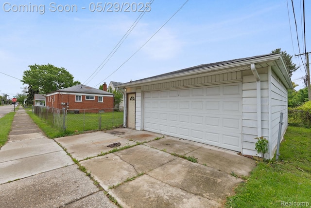 24371 Grove Ave, Eastpointe, MI 48021 - view of detached garage