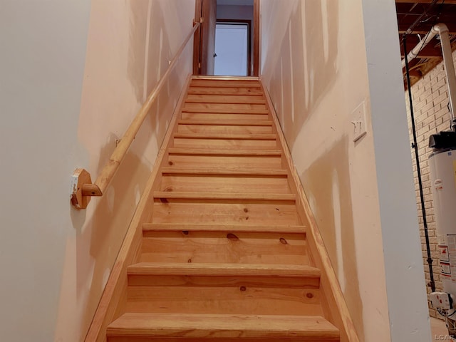 9421 Springville Hwy, Onsted, MI 49265 - stairway with water heater
