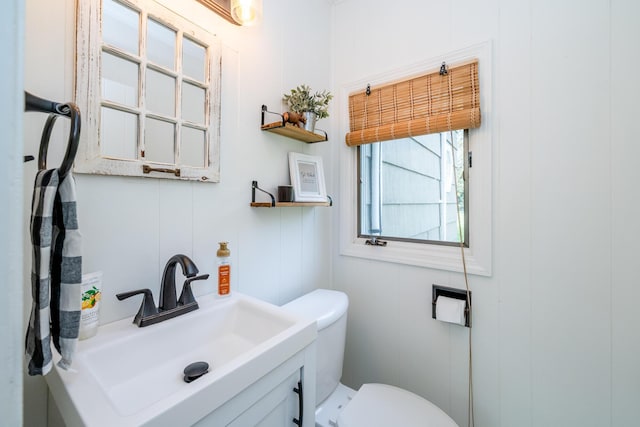 5915 S Pipestone Rd, Eau Claire, MI 49111 - half bath with toilet and vanity