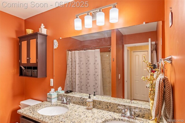 791 Glen Meadows Dr, South Lyon, MI 48178 - full bath featuring double vanity, curtained shower, and toilet