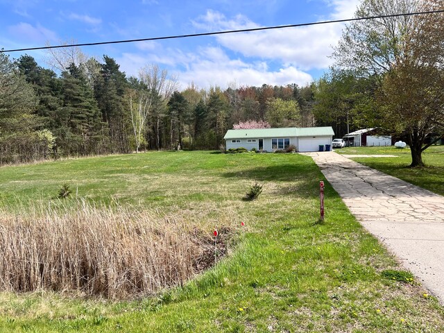 14805 Brady Rd, Chesaning, MI 48616 - photo 1