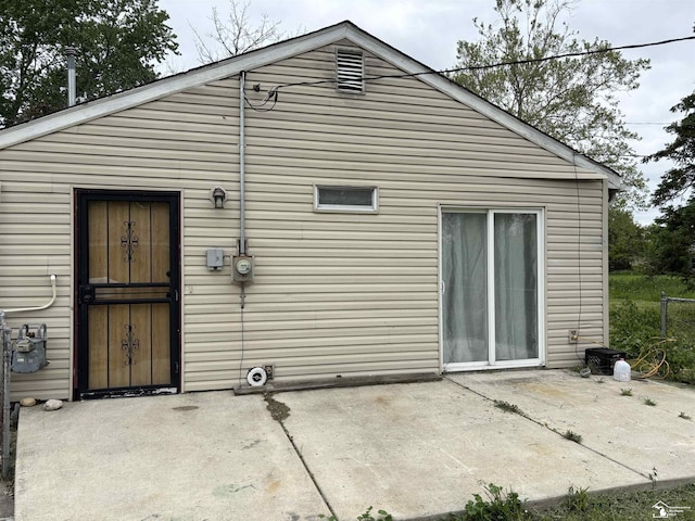 12642 Kentfield St, Detroit, MI 48223 - back of property featuring a patio area