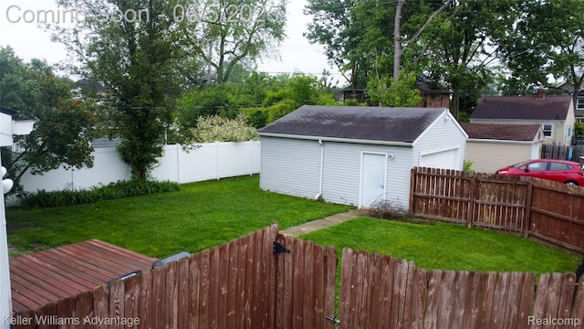 3714 Prairie Ave, Berkley, MI 48072 - view of yard featuring an outdoor structure and a garage