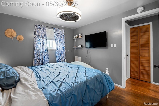 771 Easley Dr, Westland, MI 48186 - bedroom with wood finished floors and baseboards