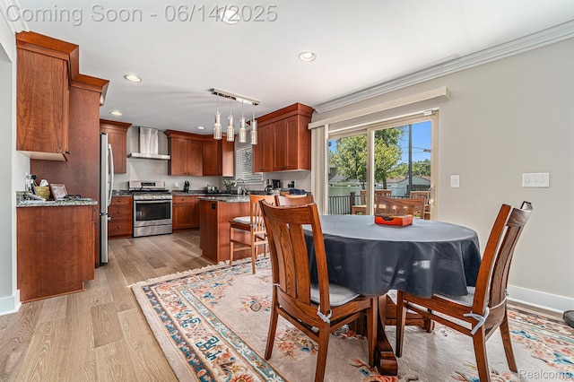 4715 Mandalay Ave, Royal Oak, MI 48073 - dining room with light wood-style flooring, recessed lighting, and ornamental molding