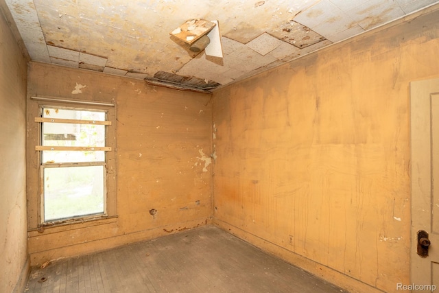 17257 Moenart St, Hamtramck, MI 48212 - unfurnished room with plenty of natural light and wood finished floors