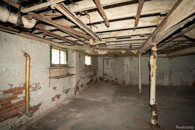 17257 Moenart St, Hamtramck, MI 48212 - view of basement