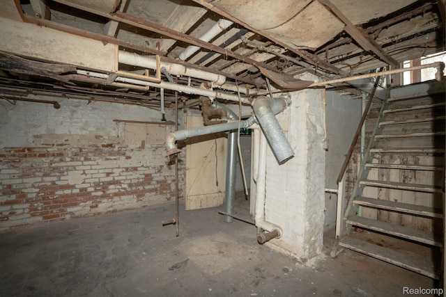 17257 Moenart St, Hamtramck, MI 48212 - unfinished below grade area featuring stairs