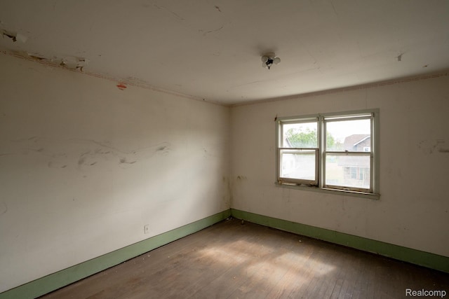 17257 Moenart St, Hamtramck, MI 48212 - spare room with hardwood / wood-style flooring and baseboards