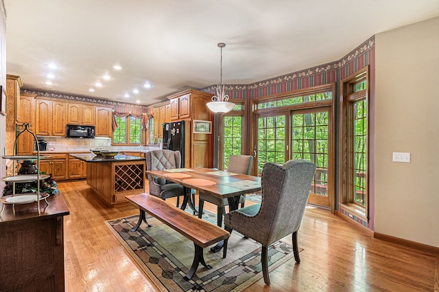 1506 Golfside Ct, Flushing, MI 48433 - dining room featuring light wood-style floors, baseboards, and recessed lighting