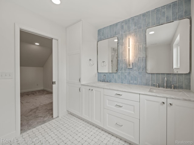 1149 Larkmoor Blvd, Berkley, MI 48072 - full bath with double vanity, backsplash, recessed lighting, and baseboards