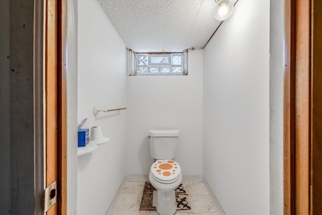 22637 Karam Ct, Warren, MI 48091 - bathroom featuring toilet