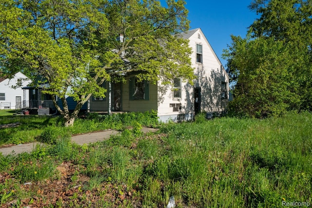 15693 Liberal St, Detroit, MI 48205 - view of side of home