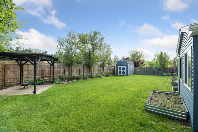 1255 Meadowood Dr, Waterford, MI 48327 - view of yard with a patio area, a garden, and a pergola