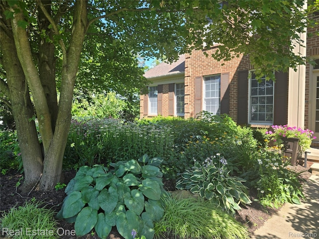 3088 Exeter Dr, Milford, MI 48380 - photo 3