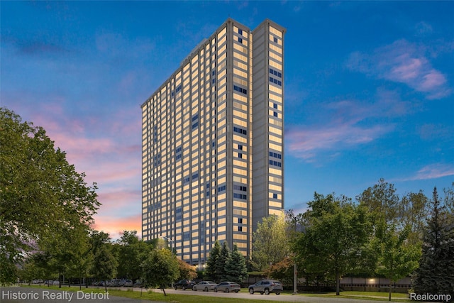 1300 E Lafayette St Unit 2502, Detroit, MI 48207 - view of building exterior