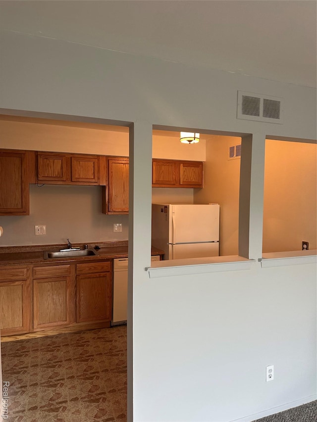 25300 Shiawassee Cir Unit 202, Southfield, MI 48033 - photo 2