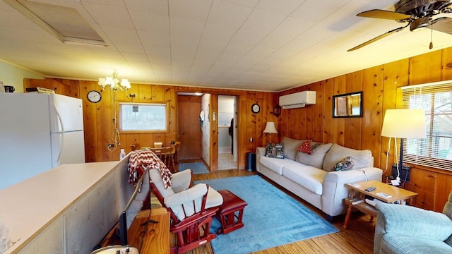 921 Pine St, Harrison, MI 48625