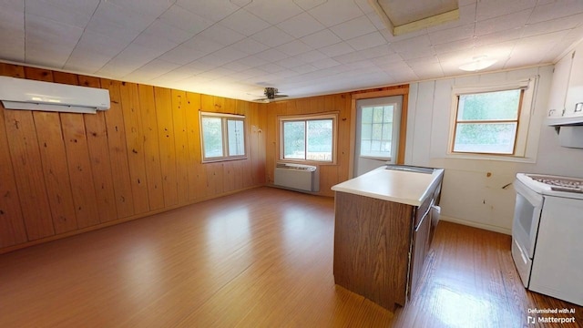 921 Pine St, Harrison, MI 48625