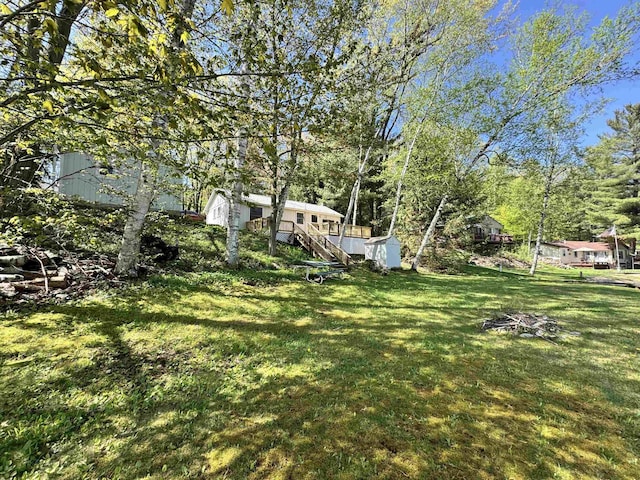 921 Pine St, Harrison, MI 48625