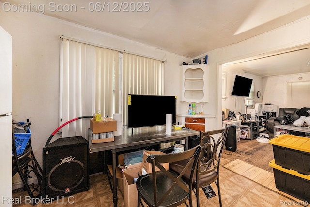 15036 Blackstone St, Detroit, MI 48223 - office featuring light floors