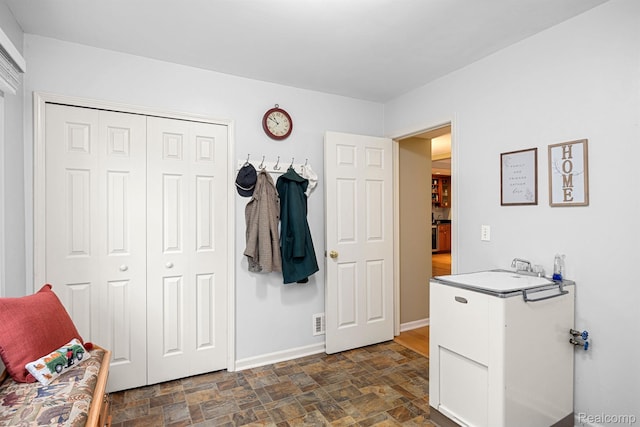 2960 Timberwyck Trail Dr, Troy, MI 48098 - interior space featuring stone finish flooring and baseboards