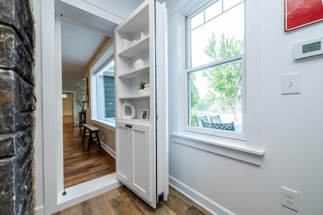 7881 Lakewood Dr, Coloma, MI 49038 - detailed view of wood finished floors and baseboards