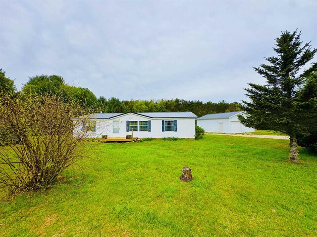 9828 S 43rd Rd, Cadillac, MI 49601