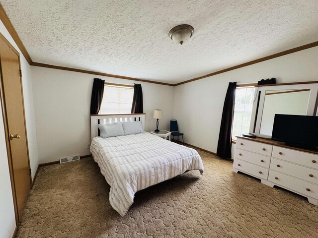 9828 S 43rd Rd, Cadillac, MI 49601