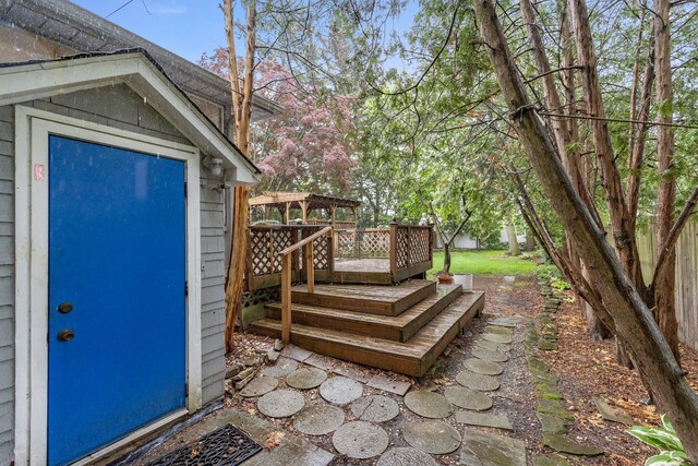 449 Spruce St, Wyandotte, MI 48192 - view of deck