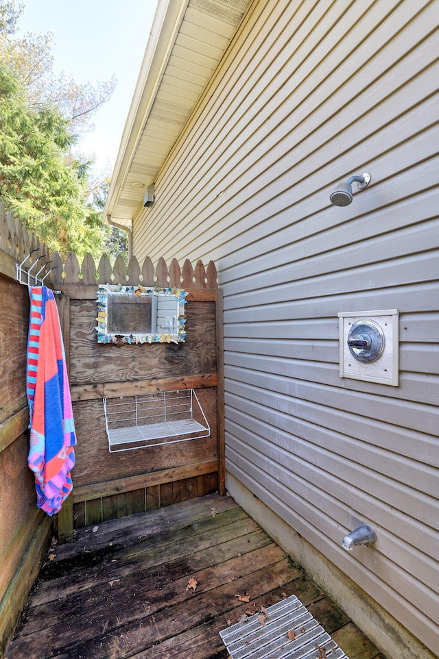 7361 N Shore Dr, South Haven, MI 49090 - view of deck