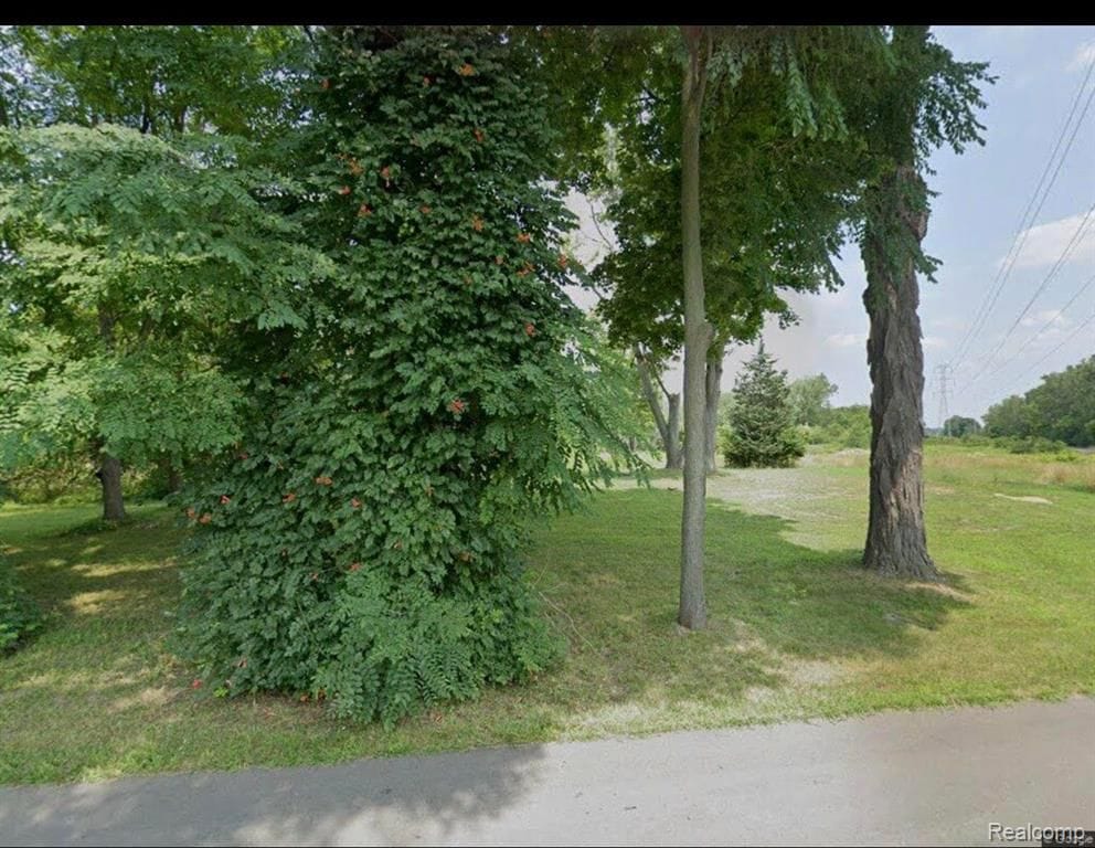 20710 N Superior Rd E, Taylor, MI 48180