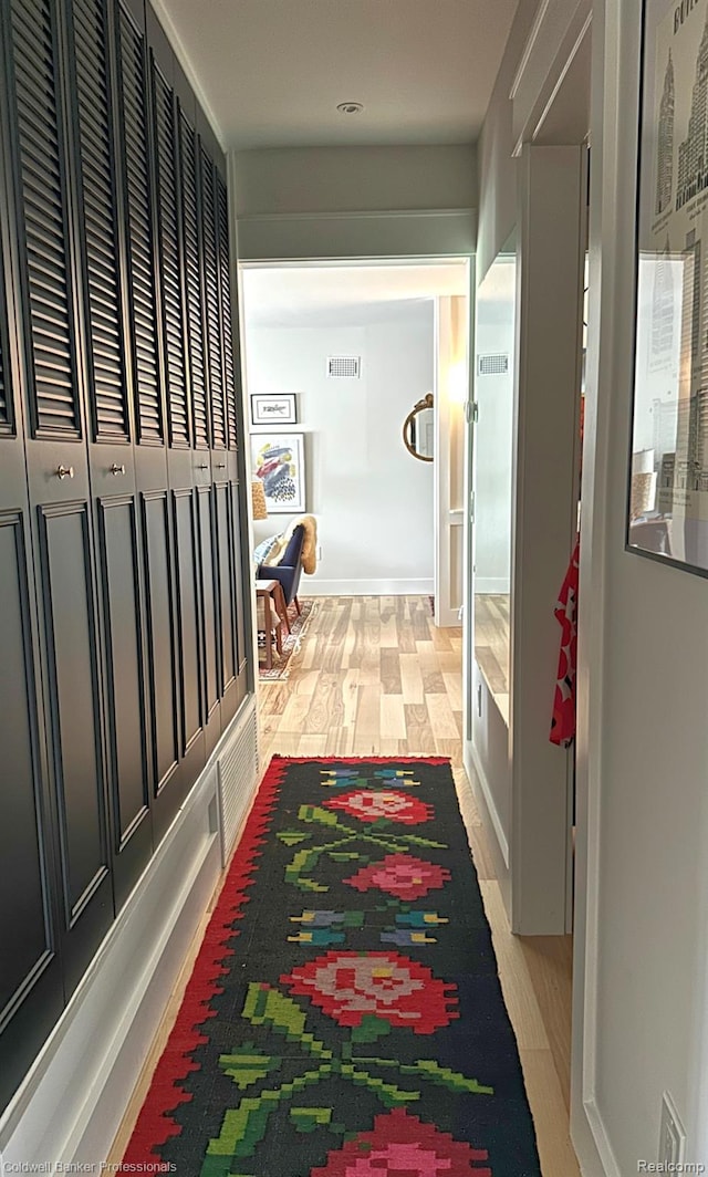 8401 Kennedy Cir N Unit 7, Warren, MI 48093 - view of hallway
