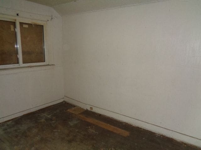 14876 Wisconsin St, Detroit, MI 48238 - view of spare room