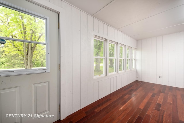 3320 N Sturgeon Rd, Midland, MI 48642 - view of unfurnished sunroom