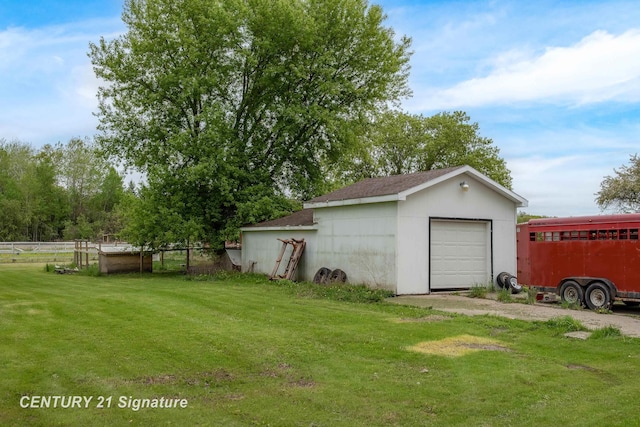 3320 N Sturgeon Rd, Midland, MI 48642 - detached garage featuring driveway