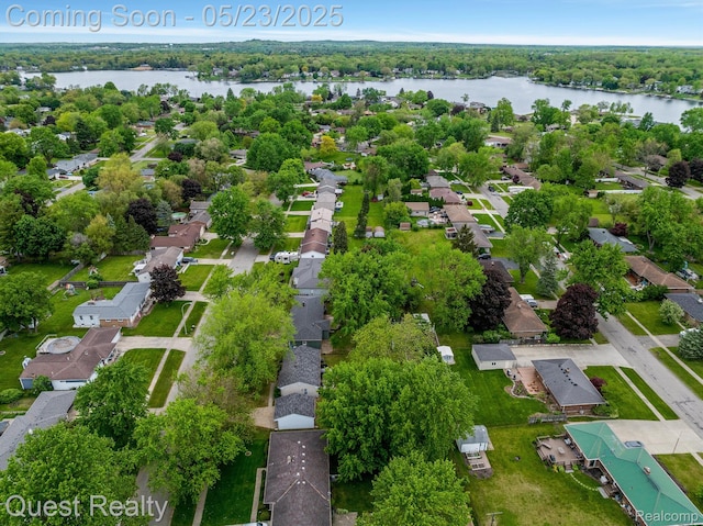 3680 Shoals St, Waterford, MI 48329 - aerial overview of property's location featuring a nearby body of water and nearby suburban area